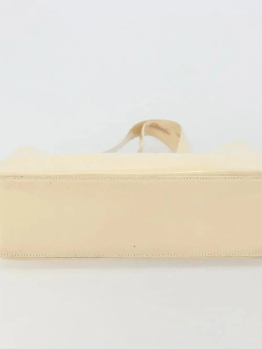 CHANEL Tote Bag Patent leather Ivory Gold CC Auth bs34540